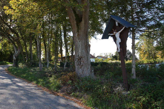 Grossansicht in neuem Fenster: A3 • Kronwittberg - Wegbeschreibung Bild 8 - Wegkreuz Grossansicht in neuem Fenster: A3 • Kronwittberg - Wegbeschreibung Bild 8 - Wegkreuz