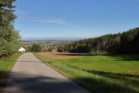 Grossansicht in neuem Fenster: A3 • Kronwittberg - Wegbeschreibung Bild 10 - Vilstal Grossansicht in neuem Fenster: A3 • Kronwittberg - Wegbeschreibung Bild 10 - Vilstal