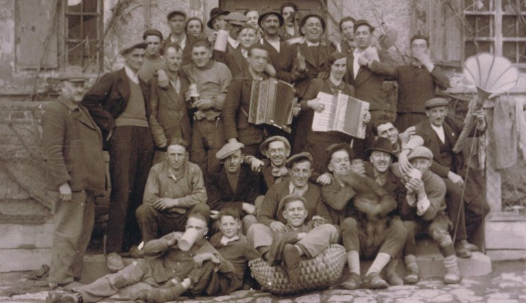Historisches Roßbach - Über das Bildmaterial