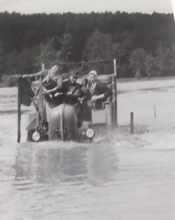 Grossansicht in neuem Fenster: Historisches Roßbach - Hochwasser 13/13