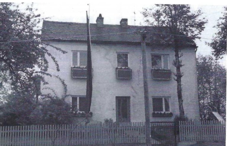 Grossansicht in neuem Fenster: Historisches Roßbach - Ortsansichten - Schulwesen - Thanndorfer Schule