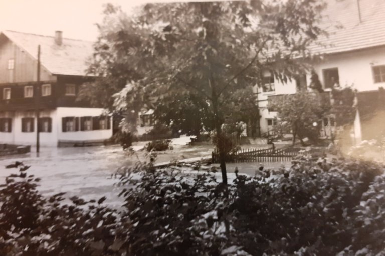 Hochwasser 1959 - Bäckerei Schmalhofer Hochwasser 1959 - Bäckerei Schmalhofer